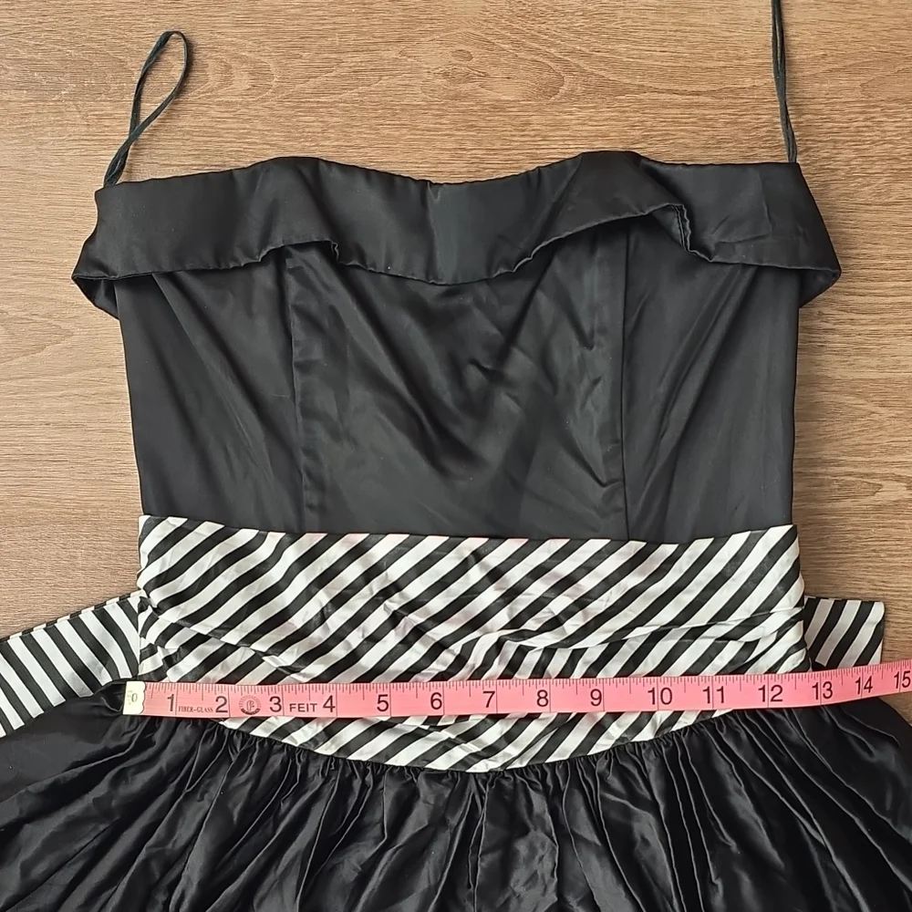 Vintage 80s Gunne Sax by Jessica McClintock Strapless Tiered Gown w Bow US 9 - Picture 14 of 16